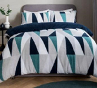Smart Living Luxurious Geo Triangle Fleece Duvet Cover With Pillowcases from B&Q