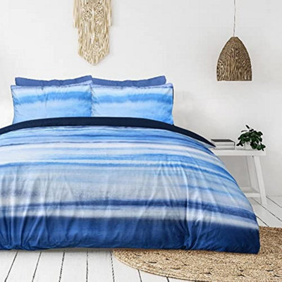 Smart Living Luxury Hotel Quality Reversible Ribbed Velvet Duvet Cover With Pillowcases from B&Q