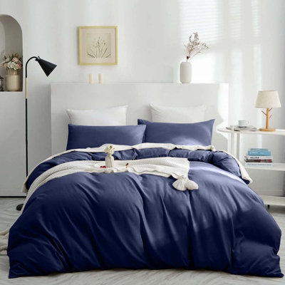 Moonlight Bedding Plain Quilt Duvet Cover & Pillowcase SetNavyDouble (200Cm X 200Cm) from B&Q