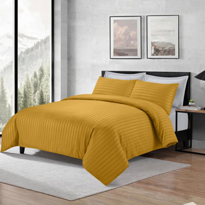B&Q -  Stripe Duvet Cover & Pillowcase Set Single (Ochre135X200Cm)