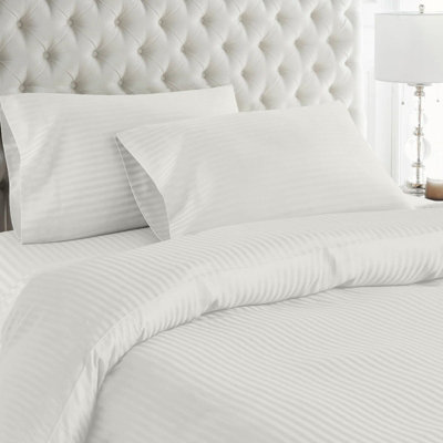 Moonlight Bedding Stripe Duvet Cover & Pillowcase Set King (White230X220Cm) from B&Q