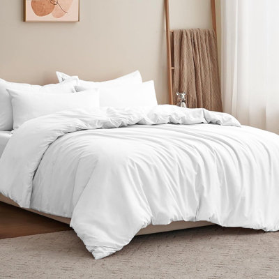 Moonlight Bedding Plain Microfibre 4 Piece Duvet Cover Set With Fitted SheetSuper King (White260X220Cm) from B&Q