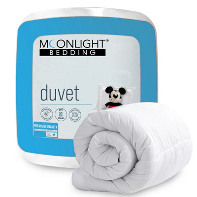 Moonlight Bedding 2.5 Tog Double 200X200 Cm Soft Hollowfibre Filling Skin Friendly Duvet Tog from B&Q