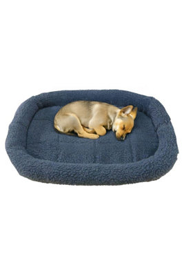 B&Q -  Hugglepets Sheepskin Washable Pet Bed