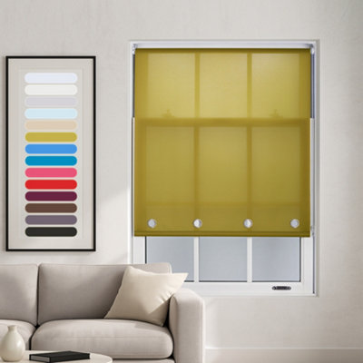 Made To Measure Daylight Roller Blind With Big Round Eyelets(W)120Cm X (L)210Cm Green By Furnished from B&Q