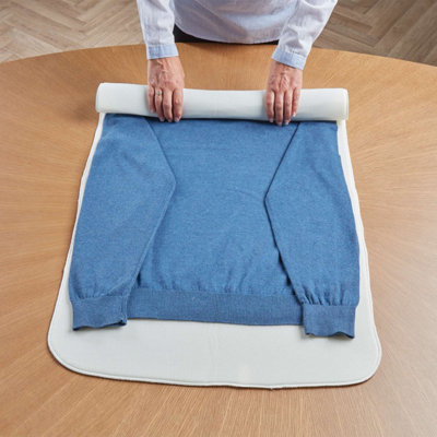 Coopers of Stortford Microfibre Clothes DryerUltra-Absorbent Pad For DelicatesReduces Drying Time91X54Cm from B&Q