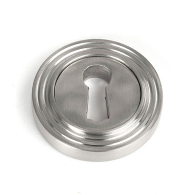 From The Anvil Satin Marine Ss (316) Round Escutcheon (Beehive) from B&Q