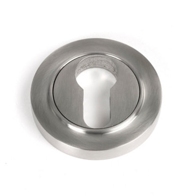 From The Anvil Satin Marine Ss (316) Round Euro Escutcheon (Plain) from B&Q