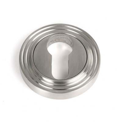 From The Anvil Satin Marine Ss (316) Round Euro Escutcheon (Beehive) from B&Q