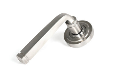 From The Anvil Satin Marine Ss (316) Avon Round Lever On Rose Set (Art Deco)Unsprung from B&Q