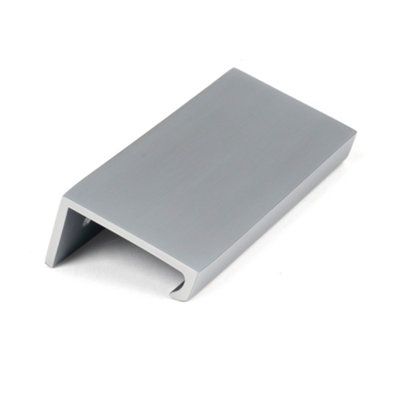 From The Anvil Satin Chrome 100mm Plain Edge Pull from B&Q