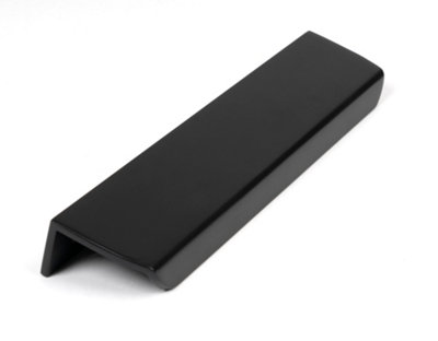 From The Anvil Matt Black 200mm Moore Edge Pull from B&Q