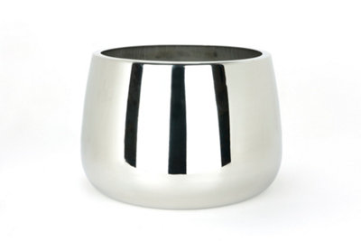 From The Anvil Polished Marine Ss (316) 28Cm Hepworth Pot (Drainage Holes) from B&Q