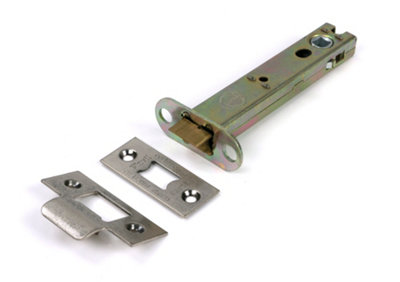 From The Anvil Pewter 5" Heavy Duty Latch from B&Q
