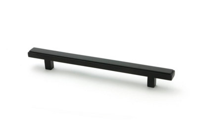 From The Anvil Aged Bronze Scully Pull HandleMedium from B&Q