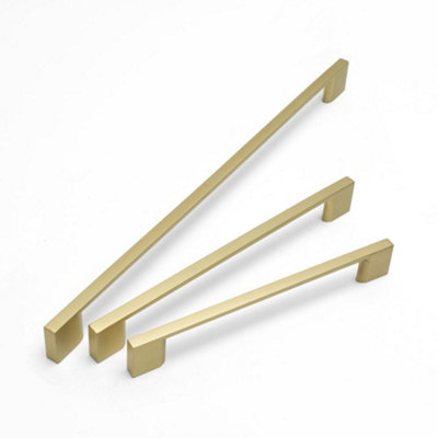 Slim Square Kitchen Cabinets D Handle160mm CentresSatin BrassPack Of 2 from B&Q