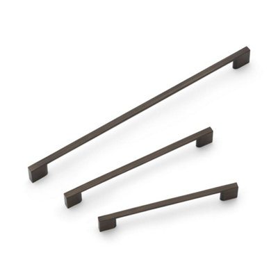 Slim Square Kitchen Cabinets D Handle160mm CentresAntique BlackPack Of 2 from B&Q