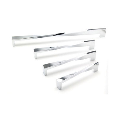 Twist Kitchen Cabinets D Handle128mm CentresChromePack Of 2 from B&Q