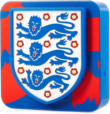 Numskull England 3 Lions 3D Desk Lamp / Wall Light from B&Q
