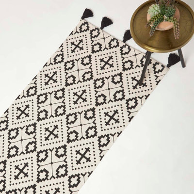 B&Q -  Reva Black & White Handwoven Cotton Geometric Hallway Runner Rug 66 X 200 Cm