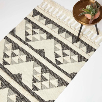 B&Q -  Kota Black & Grey Kilim Wool Rug 90 X 150 Cm