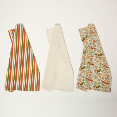 Homescapes 100% Cotton Song Bird Tea TowelsPack Of 3 from B&Q