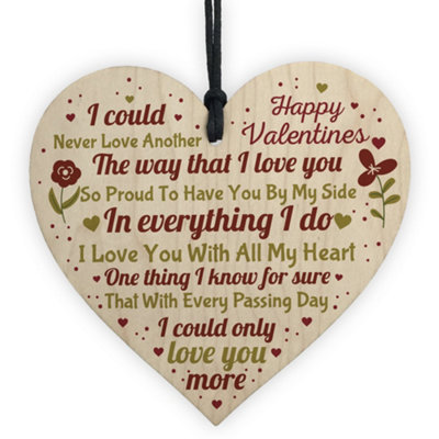 B&Q -  Valentines Day Wooden Heart Gifts Keepsake For Boyfriend Girlfriend Husband Wife Gifts For Him Her