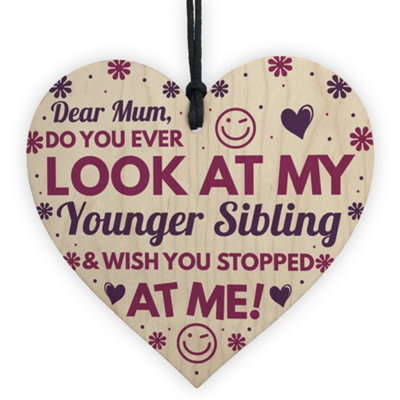 Red Ocean Funny Rude Birthday Gifts For Mum Novelty Wooden Heart Gift For Mum Gifts From Daughter / Son from B&Q