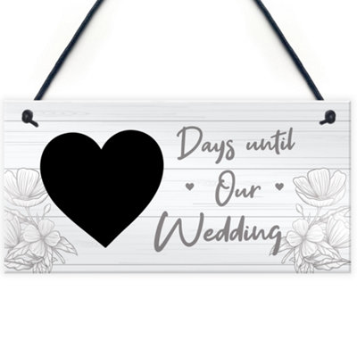 Red Ocean Wedding Countdown Chalkboard Hanging Decor Sign Novelty Engagement Gifts from B&Q