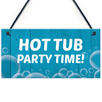 Red Ocean Funny Hot Tub Sign Quirky Hot Tub Accessories Garden Summerhouse Decor from B&Q