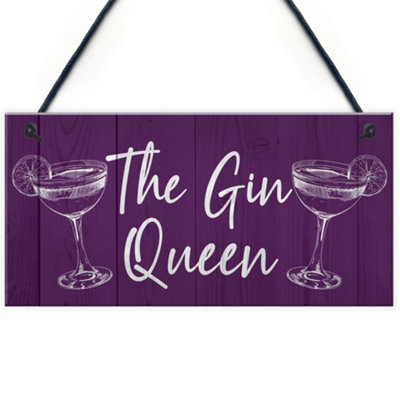 Red Ocean Funny Gin Gift For Friend Gin Queen Sign For Home Bar Garden Signs And Plaques from B&Q