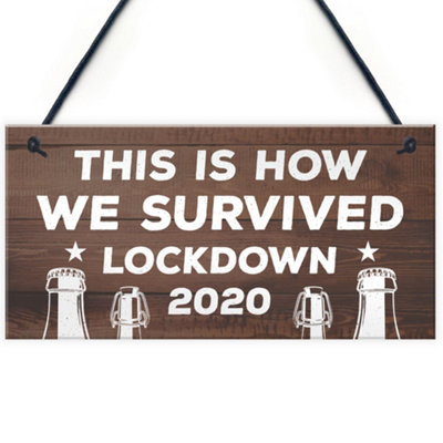 Red Ocean Funny Lockdown Bar Sign Novelty Home Bar Plaques Quarantine Man Cave Gifts For Him from B&Q