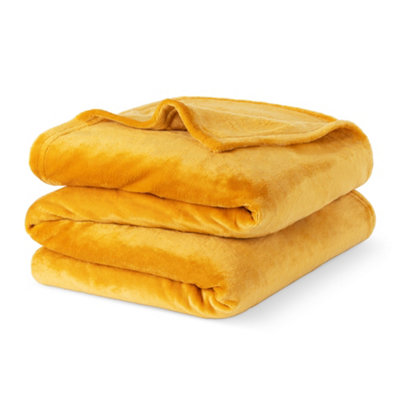 Livivo Super Soft Flannel Fleece BlanketDouble Bed & Couch ThrowYellow from B&Q