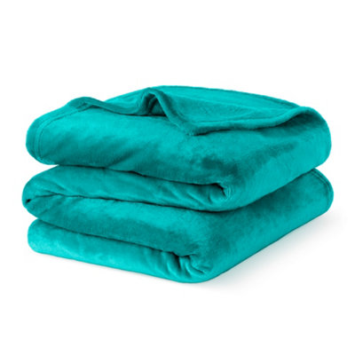 Livivo Super Soft Flannel Fleece BlanketDouble Bed & Couch ThrowTurquoise from B&Q
