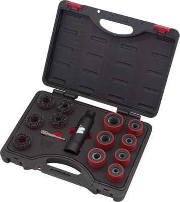 Welzh Werkzeug 16 Piece Stud Cleaning Andgrinding Kit For Wheel Hubs 1405-Ww from B&Q
