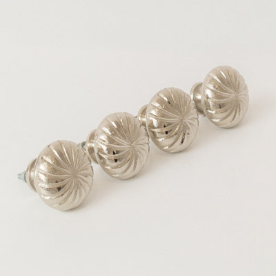B&Q -  Set Of 4 Extra Large Silver Swirl Drawer Knobs