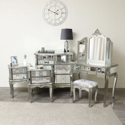 Melody Maison Silver Mirrored Bedroom FurnitureChest Of DrawersDressing Table Set & Bedside TablesTiffany Range from B&Q