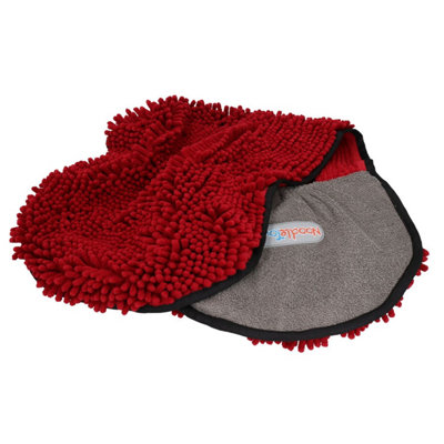 AB Tools Extremely Absorbent Red Microfiber Dog Cat Pet Noodle Towel Quick Drying from B&Q