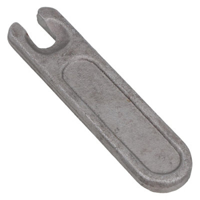AB Tools M12 Ramp Fastener Retainer Plate For Trailer Truck Tailboard Gate Body Catch from B&Q