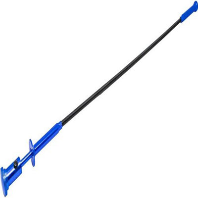 Long Flexible Pick Up Tool Claw With Magnet Led Magnetic 4 Claw Pickup Picker from B&Q