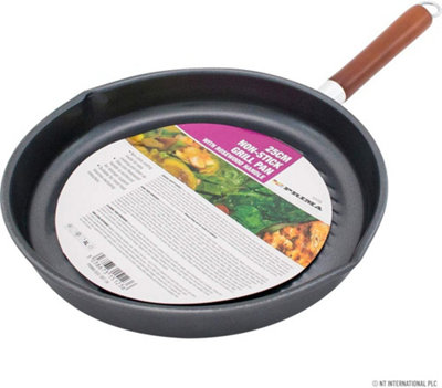  - 25Cm Non Stick Fry Pan Grill Cooking Griddle Bbq Steak Cook Fish Wooden Handle