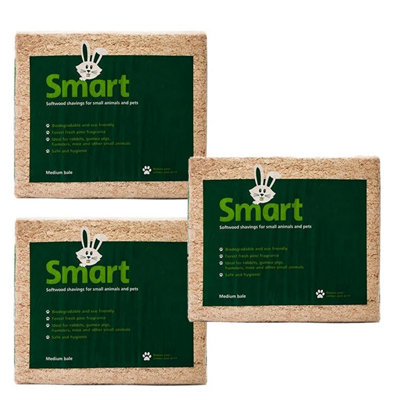 STAR SUPPLIES 2 Bags 4Kg Naturally Fine & Soft Odour Control Super Absorbent Wood Shavings For Pet Bedding from B&Q