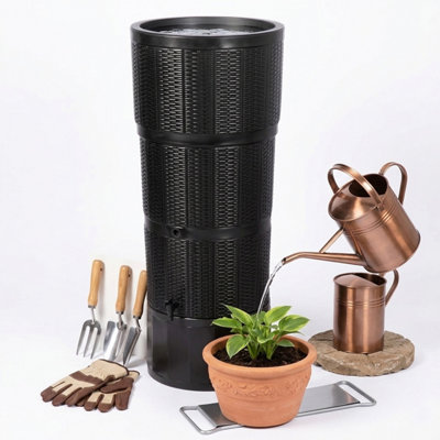 Star Supplies 150L Premium Rattan Wicker Effect Water Butt Complete With StandTapRain Diverter & Lid (Black) from B&Q