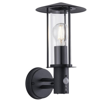 B&Q -  TrevisoBlack Motion Sensor Outdoor Security Light