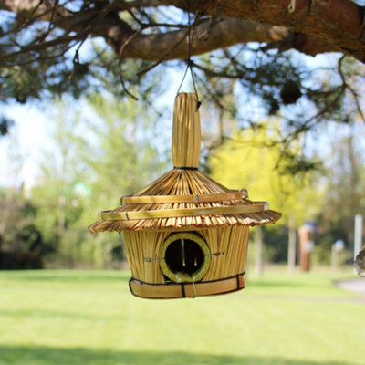 Serenityy Small Round Seagrass Bird Box 17 X 17 CmLightweight Nest Box For Small Garden Birds from B&Q