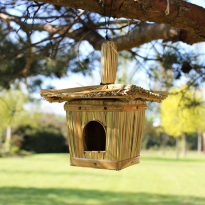 Serenityy Small Square Seagrass Bird Box 18 X 13 CmLightweight Nest Box For Small Garden Birds. from B&Q
