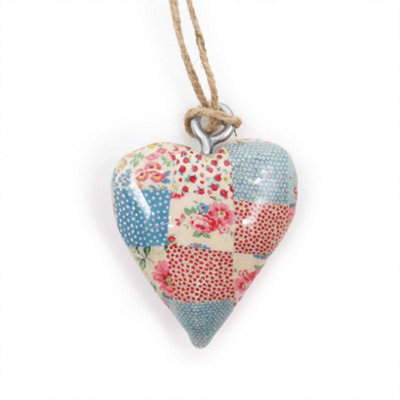 Serenityy Small Decor Wood Heart In Cheque Blue And RedLightweight Wooden Accent For Home And Crafts from B&Q