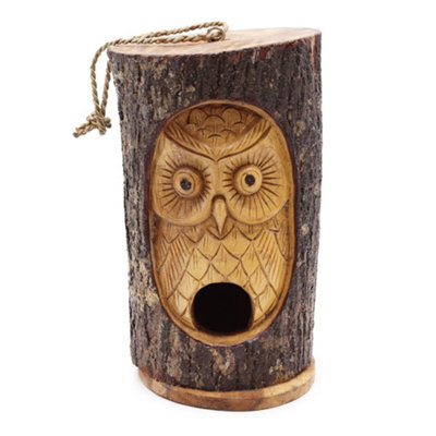 Serenityy Tree Trunk Face Bird House Wise OwlHand-Carved Wooden Nest Box With Hanging Rope from B&Q