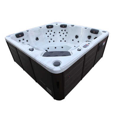 Canadian Spa Company Vancouver Uv 6 Person Hot Tub