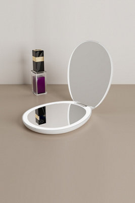 B&Q -  Travel Hollywood Makeup Mirror10X MagnifiedRechargeable Led & Dimmable Light Modes